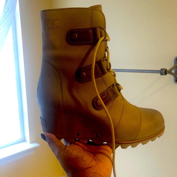 Sorel Joan Wedge Mid Suede Boot - Picture 3 of 7